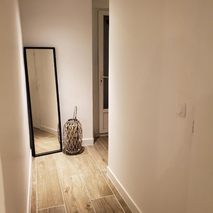 マルセイユJoli T4 Renove Climatise Entre St Charles/Le Vieux-Portアパートメント エクステリア 写真