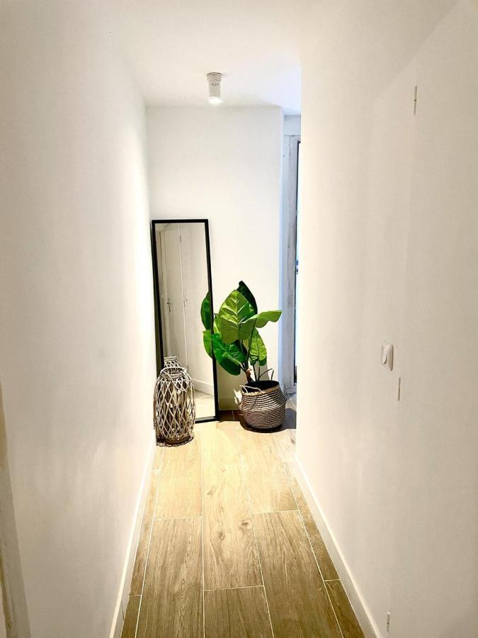 マルセイユJoli T4 Renove Climatise Entre St Charles/Le Vieux-Portアパートメント エクステリア 写真